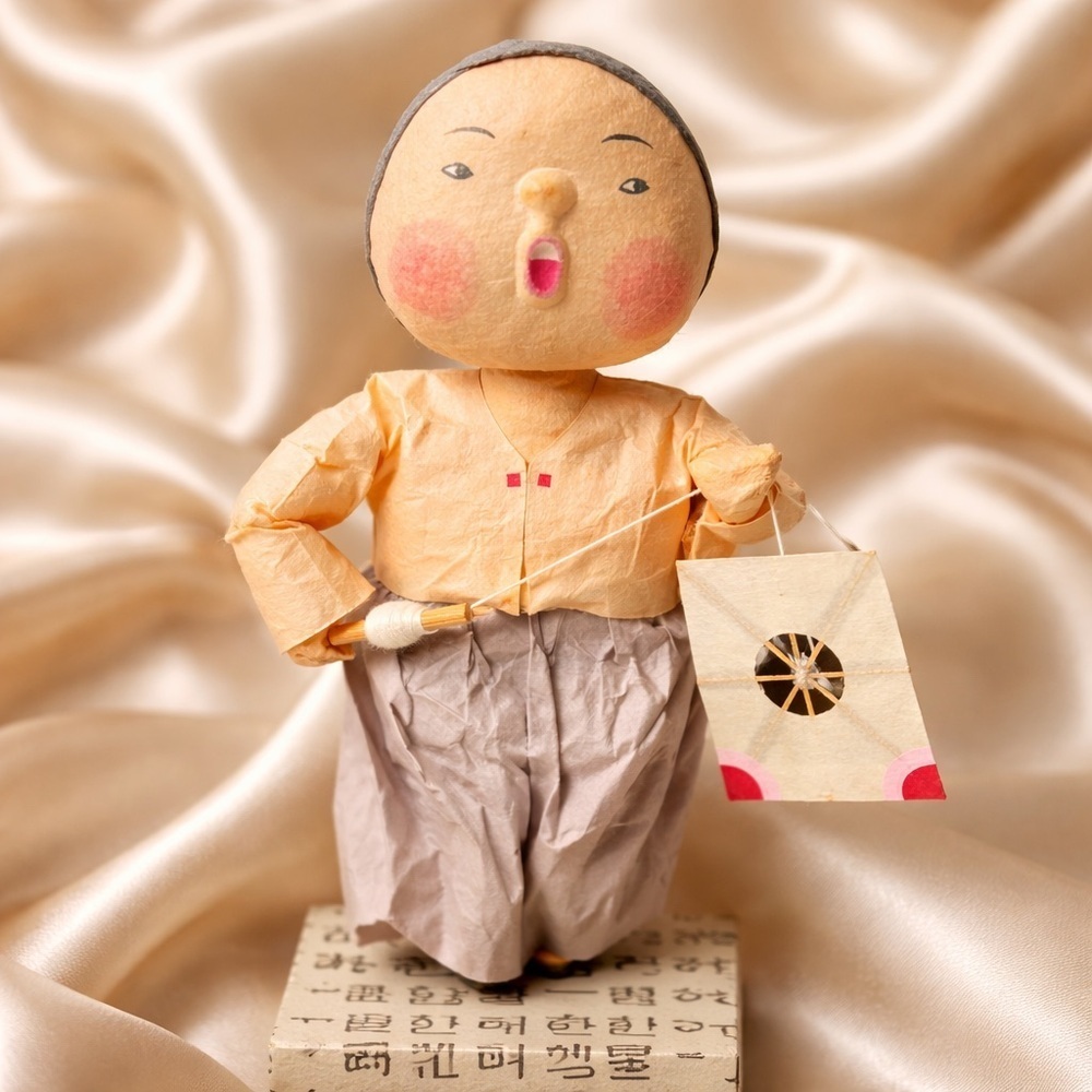 Vintage Papier Mache Folk Art Doll Korean Boy Girl Set